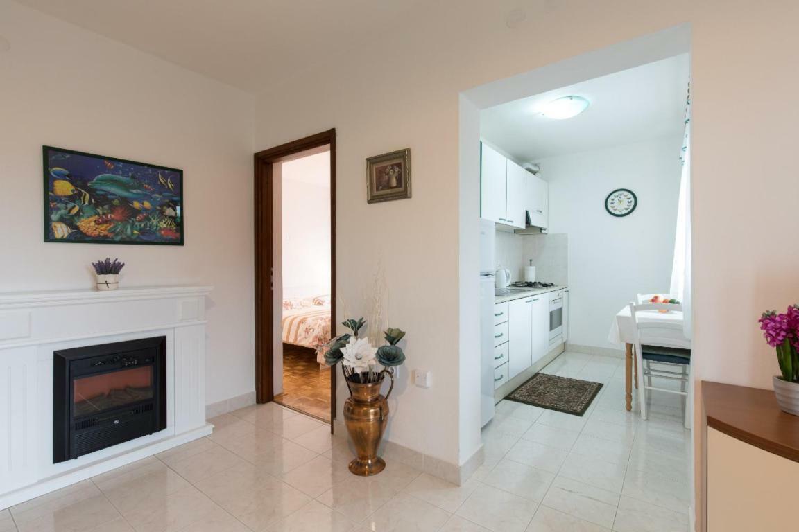 Apartment Calista Rabac Exterior foto